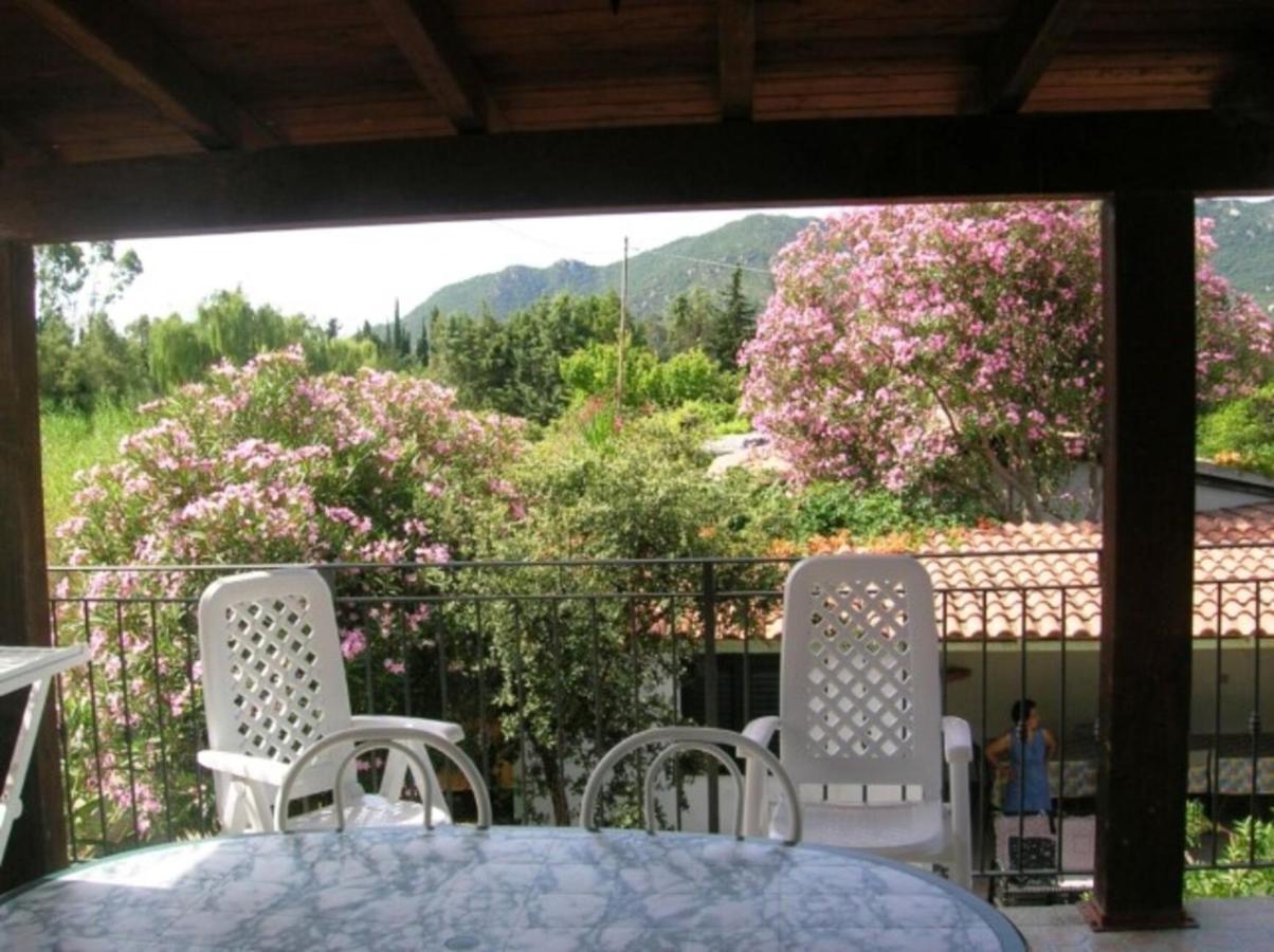 Deiana'S Apartment - Cardedu Beachside Bagian luar foto