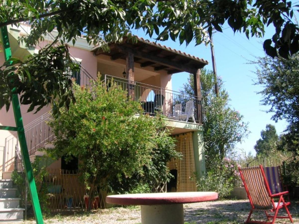 Deiana'S Apartment - Cardedu Beachside Bagian luar foto