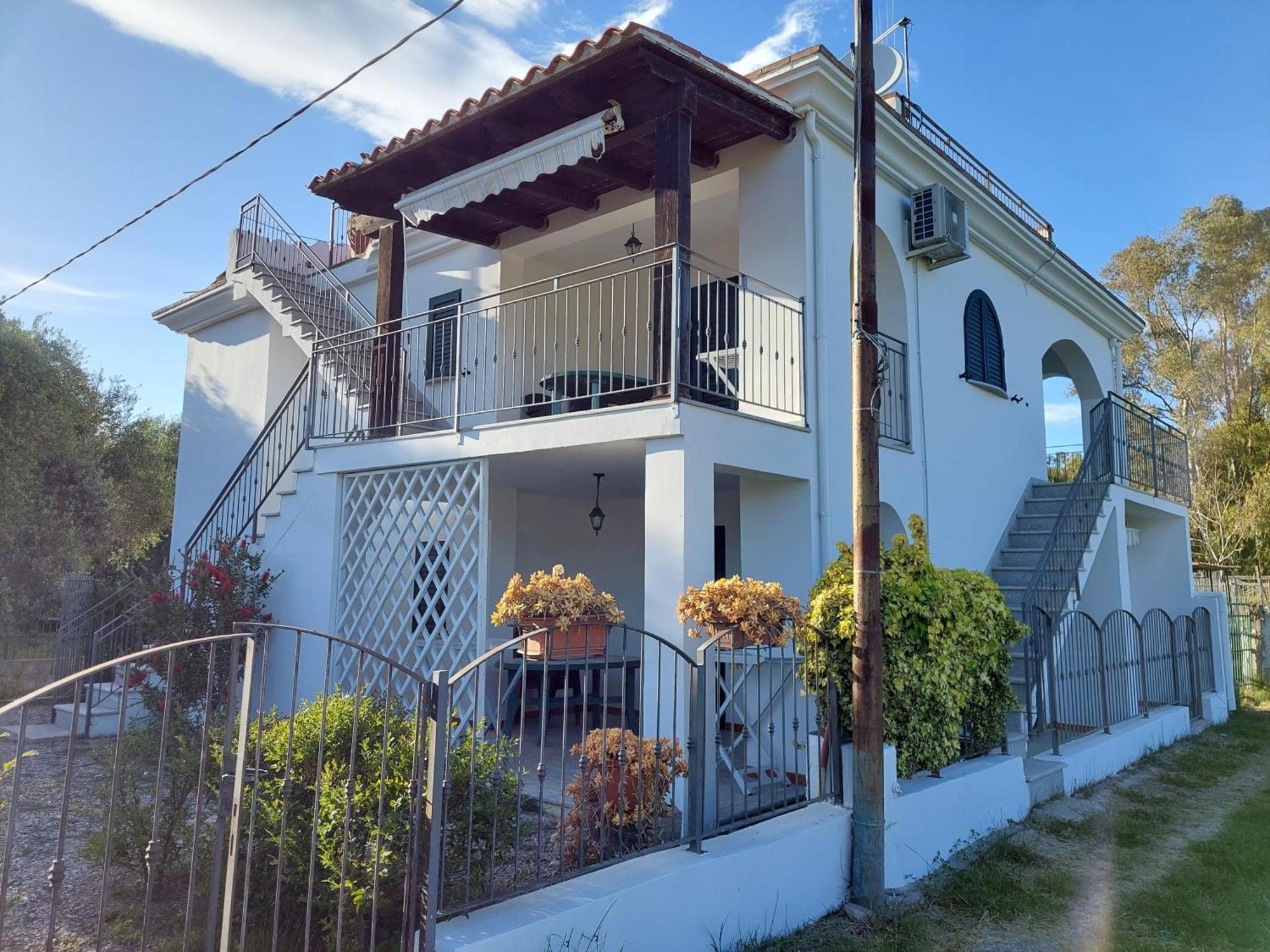 Deiana'S Apartment - Cardedu Beachside Bagian luar foto